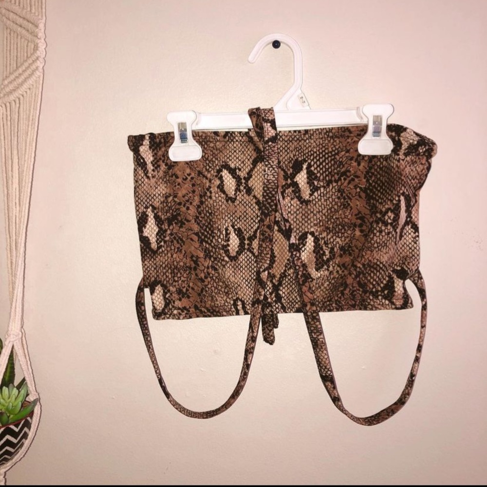 snake print tube top